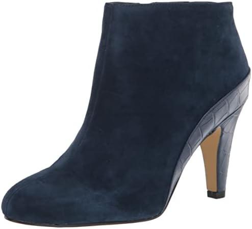 Explore Stylish Women's Boots for Every Occasion Online