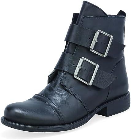 Discover stylish women's boots perfect for any occasion!