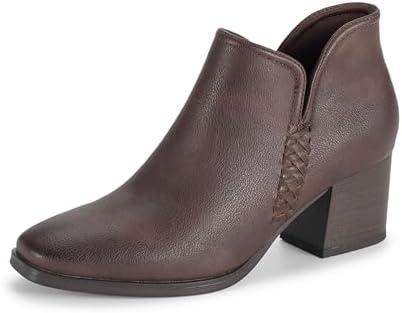 Explore trendy women's boots for every occasion!