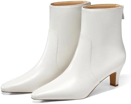 Shop Chic Women's Boots: Stylish & Affordable Options!