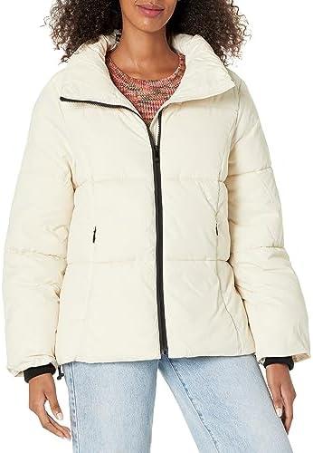 Explore a variety of stylish and warm women's jackets!