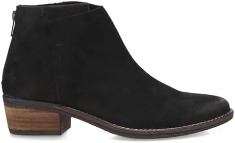 Explore Stylish Women's Boots for Every Occasion Online