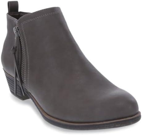 Explore‌ Stylish Women's Boots for ‌Every Occasion Online!