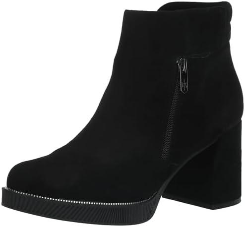 Explore a diverse collection of stylish women's ‌boots!