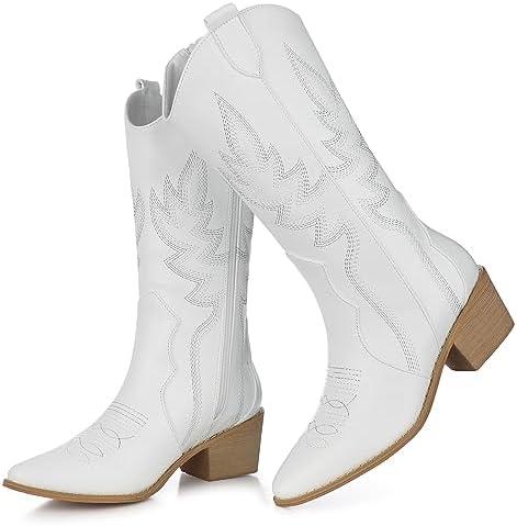 Explore Trendy Women’s Boots: Comfort Meets Style Online!