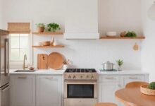 Embracing the Cottagecore Aesthetic: Transform Your Kitchen into a Cozy Sanctuary