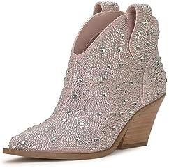 Explore‌ Stylish Women's Boots:‌ Comfort Meets Fashion