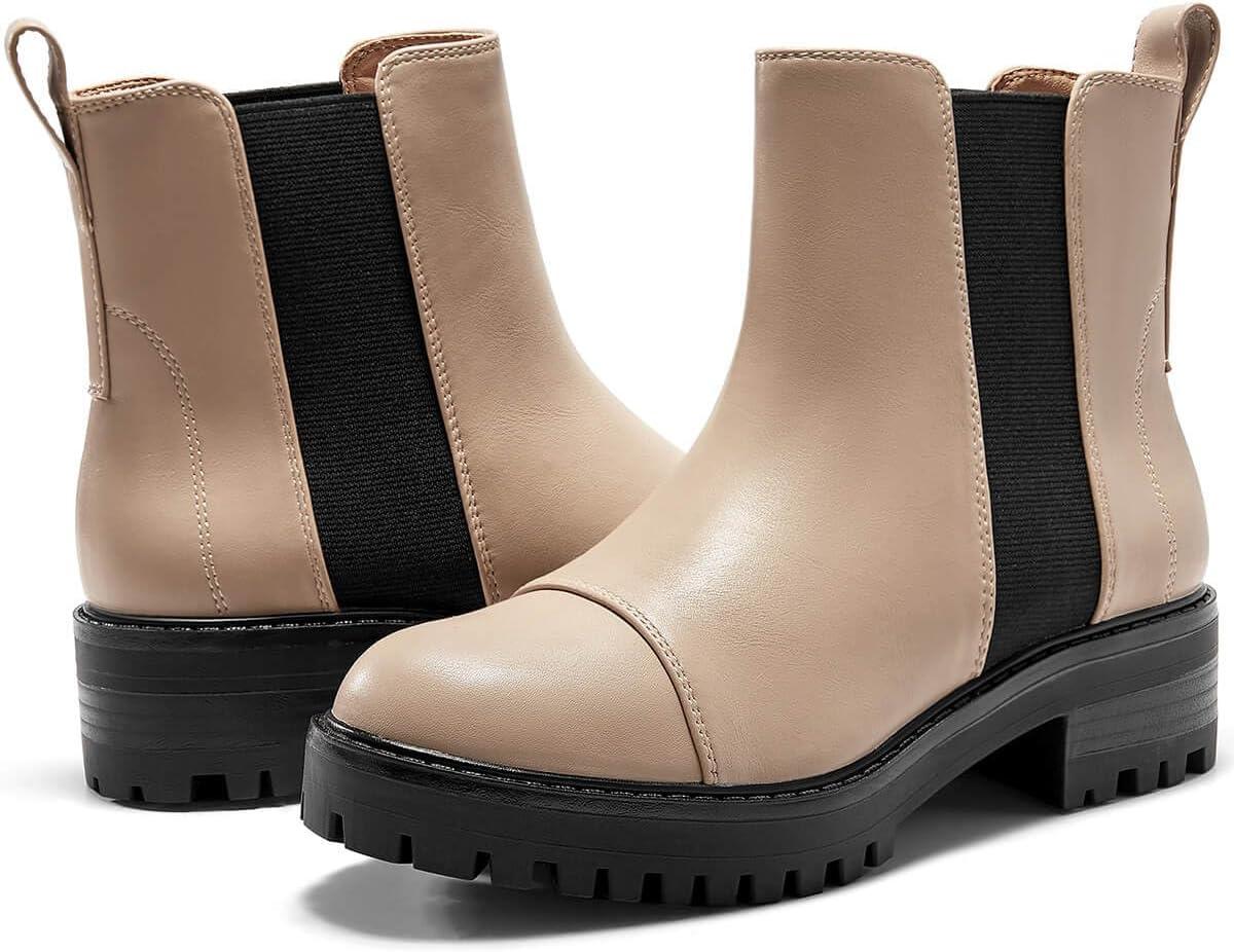 Step into style: Trendy‌ Women's Boots for Every Occasion