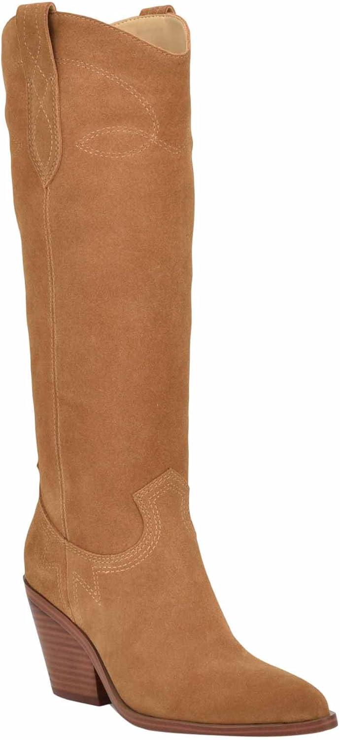 Step into Style: Trendy Women's Boots for ​Every Occasion