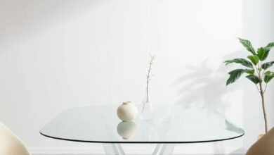 27 Elegant Glass Dining Table Decor Ideas to Elevate Your Dining Experience
