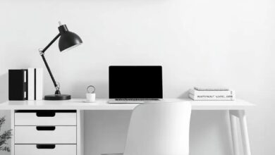27 Neutral Home Office Setups that Inspire Focus and Foster Productivity