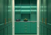 Emerald Elegance: Designing the Ultimate Luxury Walk-In Closet Experience
