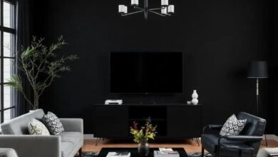 29 Ideas for a Chic Black Living Room with Vintage-Inspired Furniture