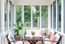 25 Ways to Create the Perfect Cozy Screened Porch for Evening Relaxation