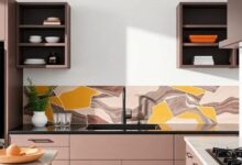 Embracing Boldness: Maximalist Kitchens and the Art of Colorful Backsplashes