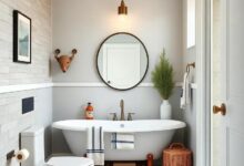 24 Nautical Stripe Ideas to Transform Your Coastal Bathroom into a Seaside Oasis
