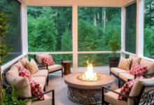 27 Cozy Screened Porch Fire Pits: Exploring Gas and Propane Options for Chill Evenings